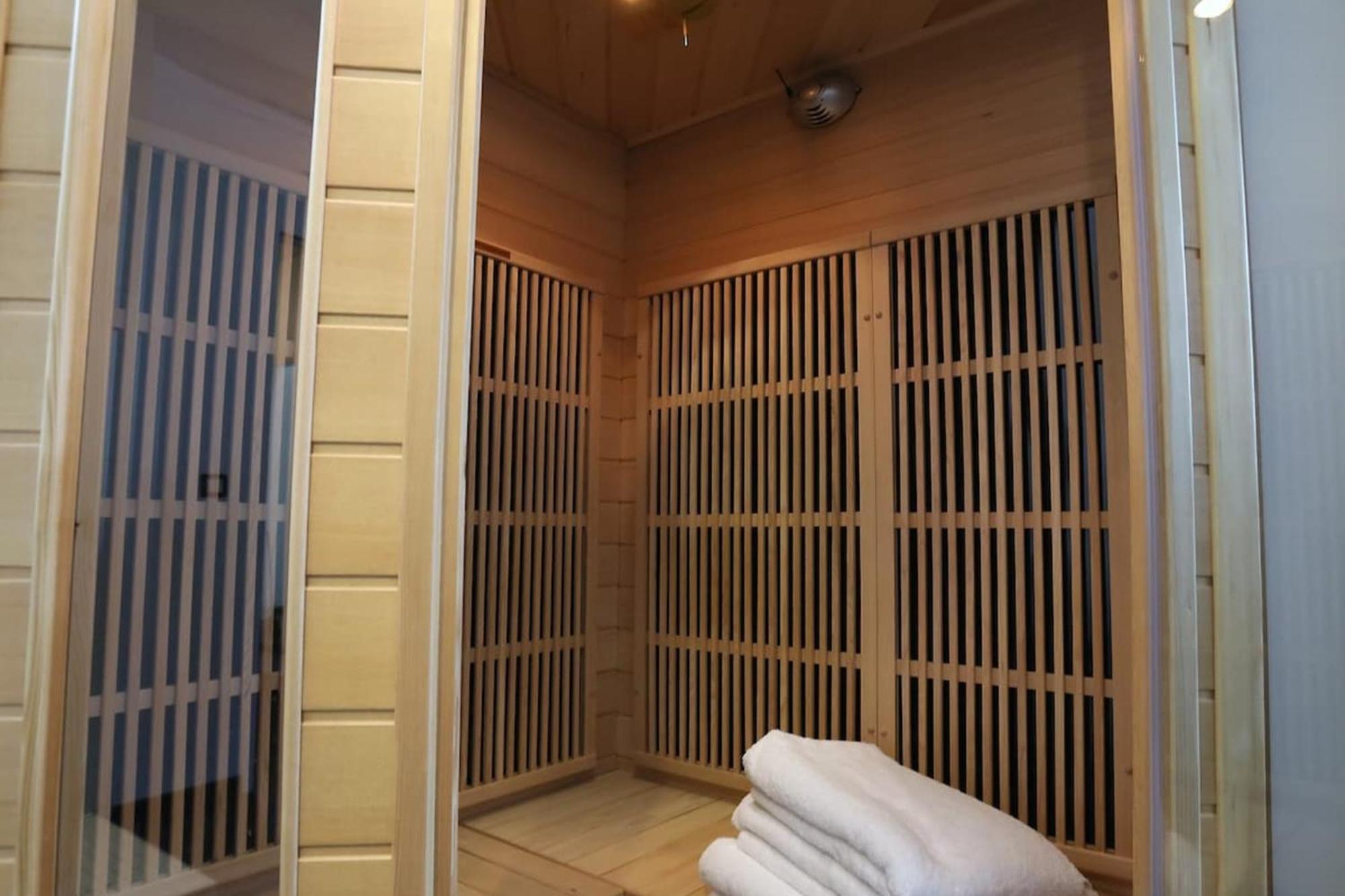 2 Bd Apartment With Sauna In The Center Of Annecy Bagian luar foto